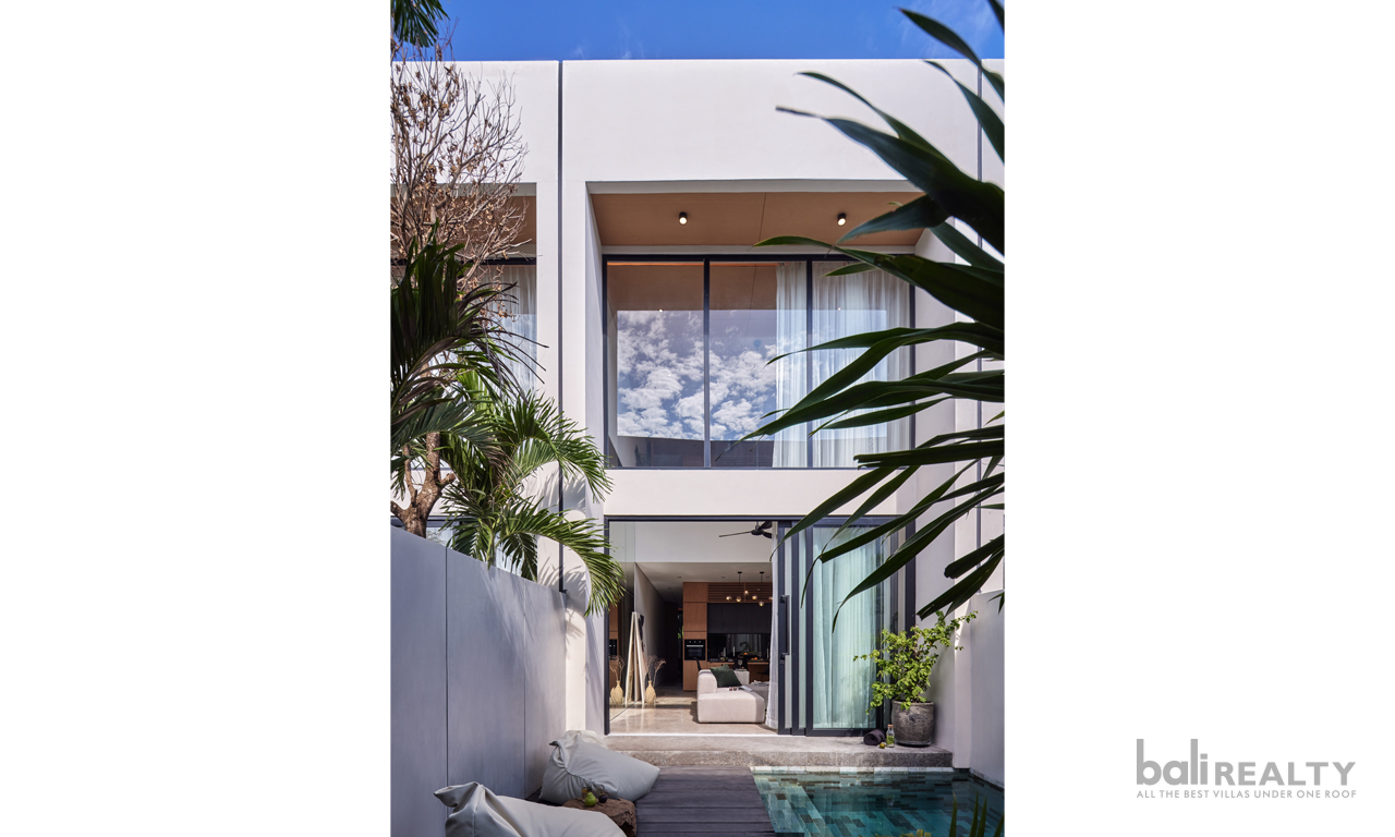 Three-Bedroom Tropical Modern Townhouse in Central Umalas with Glowing Reviews: Perfect for Living or Investment — image 2