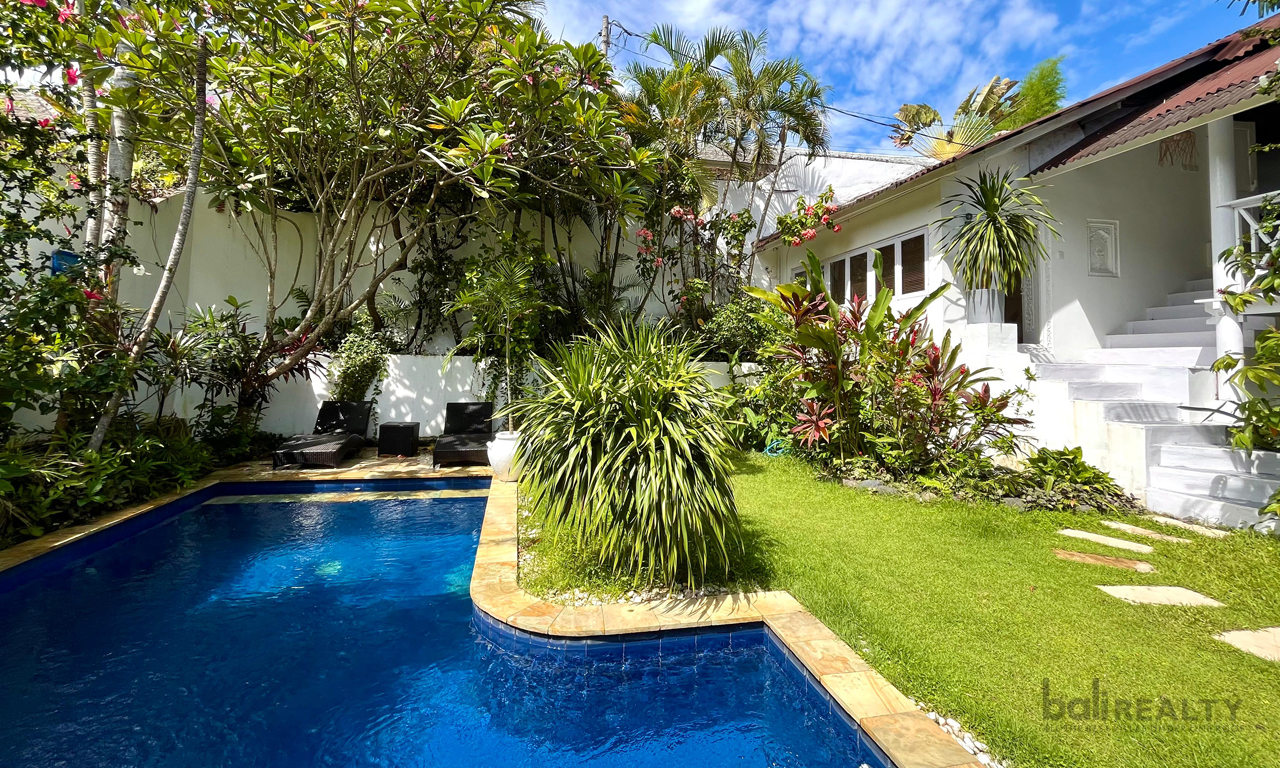 Newly Renovated Spacious Three-Bedroom Villa in Umalas for Yearly Rental