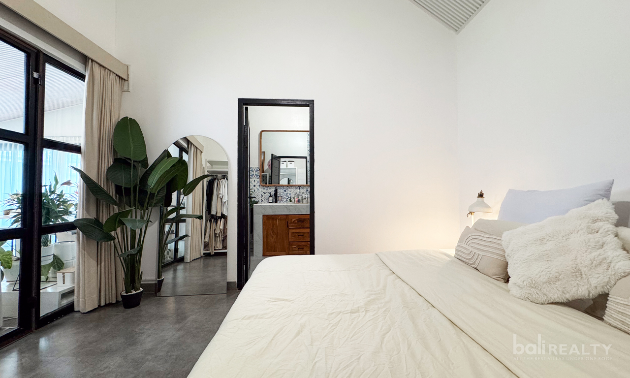 Stylish 2-Bedroom Private Pool Villa in Umalas – Yearly Rental 3004 — image 9
