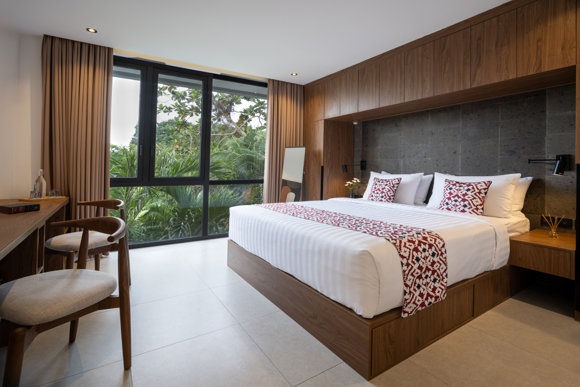Umalas Creek Prestige ~ Asia Holiday Retreats, Luxury Villas. Handpicked by Experts — image 4