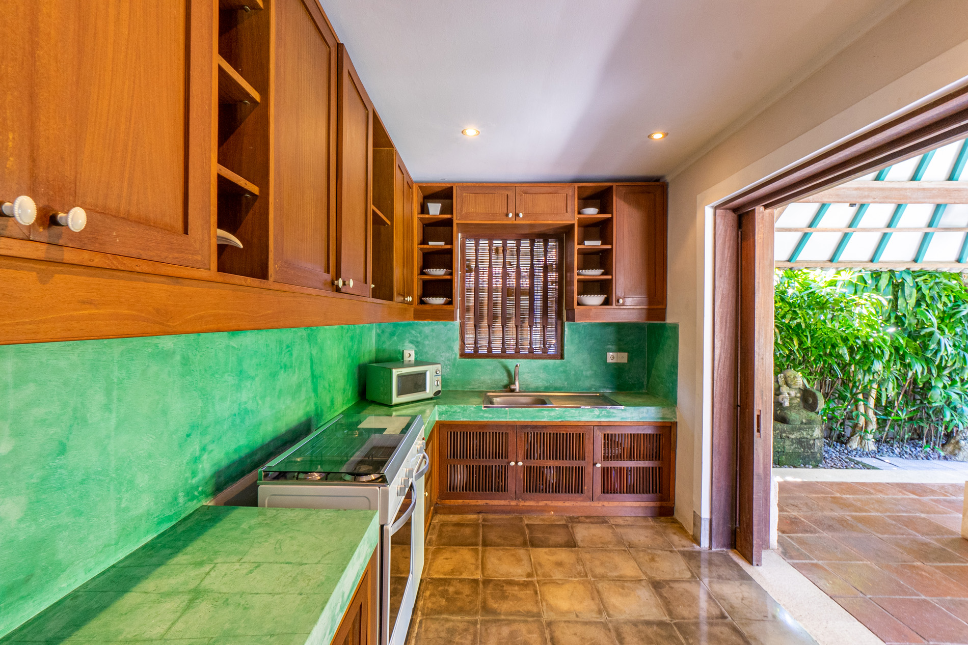Villa Angsa Sanur | Traditional 4-Bedroom Villa with Pool — image 13