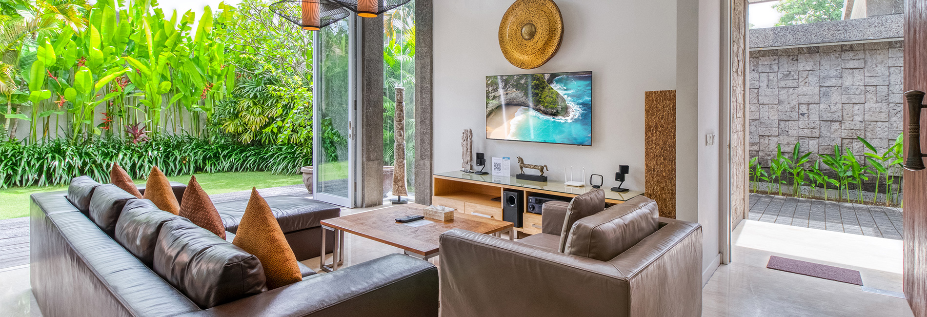 Villa Aramanis, 3 Bedroom Seminyak Villa — image 12