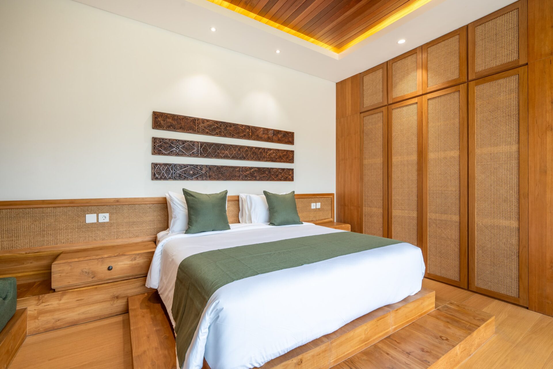 Modern 3 Bedroom Villa in Prime Berawa Location – 5 Minutes to the Beach — image 7