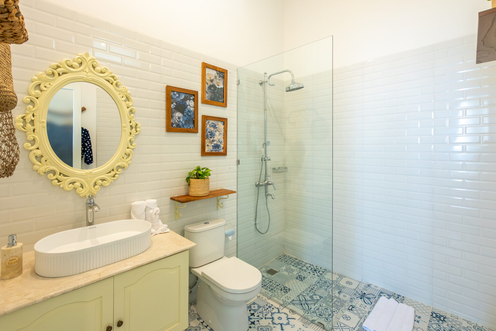 Luxury 6 Bedroom Villa with Private Pool in Berawa, Canggu — image 16