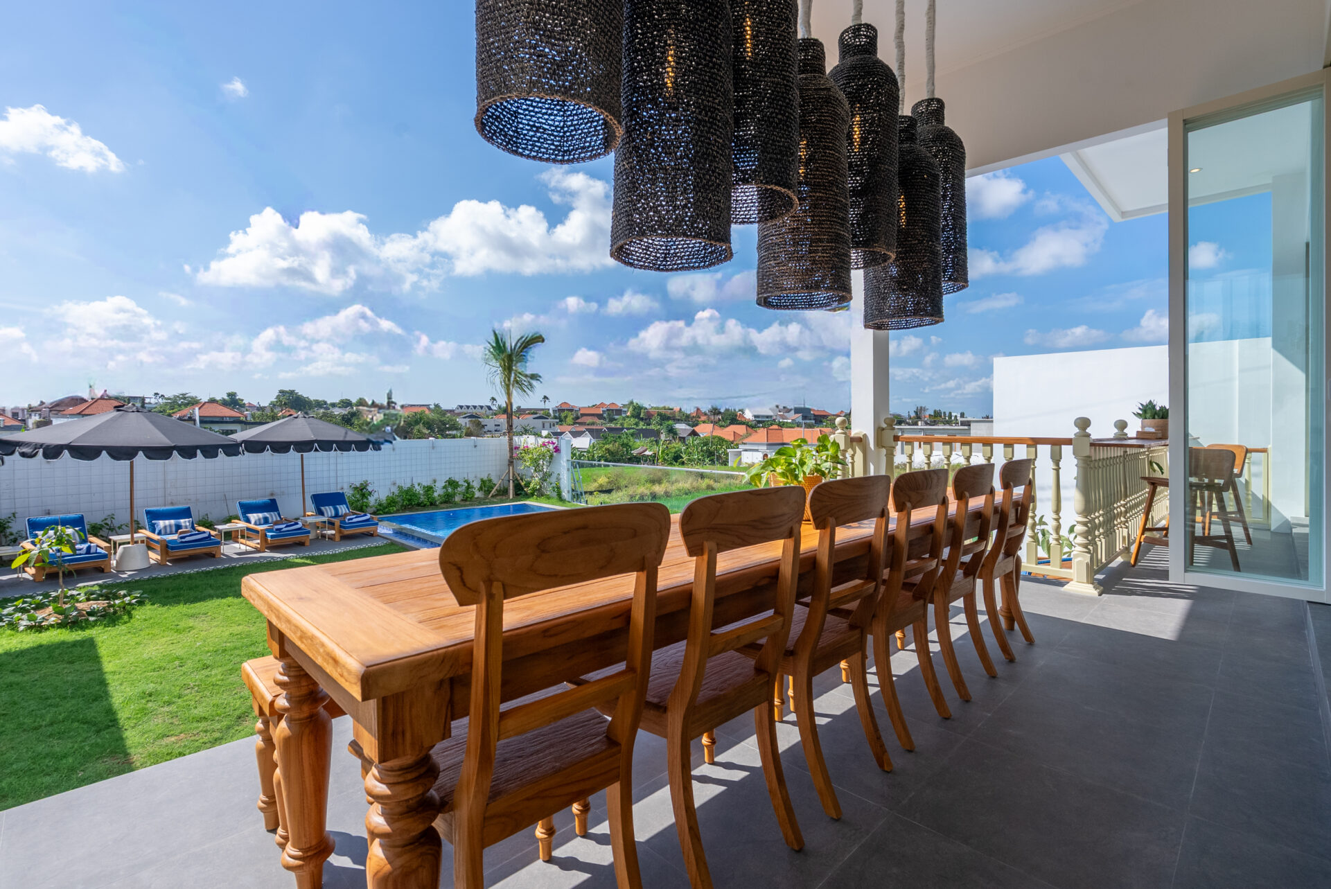 Luxury 6 Bedroom Villa with Private Pool in Berawa, Canggu — image 2