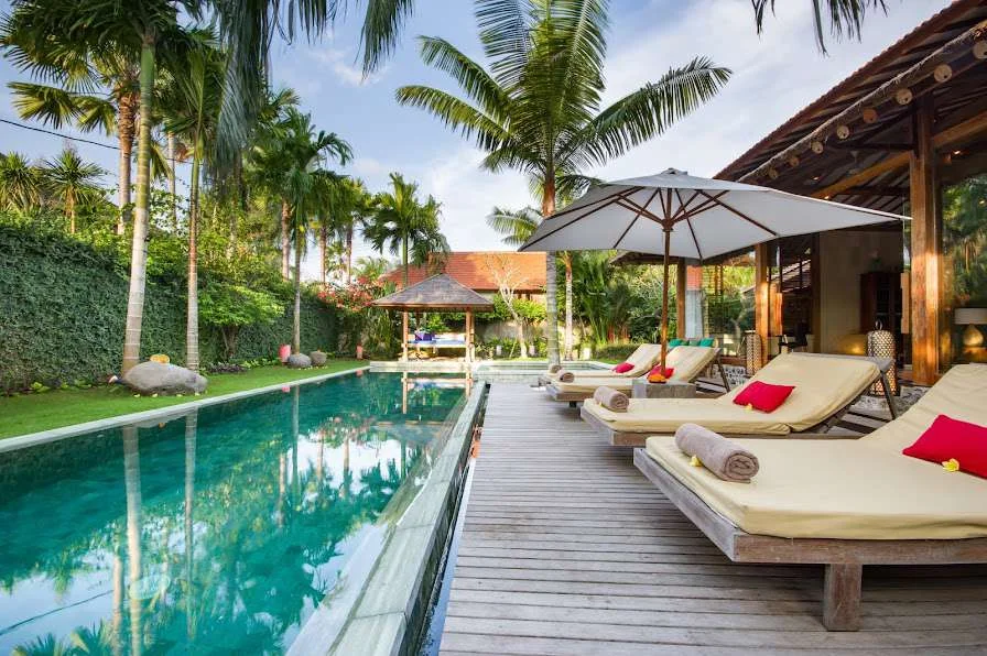 Charming 2-Bedroom Private Villa Near Berawa Beach, Canggu Bali — image 3
