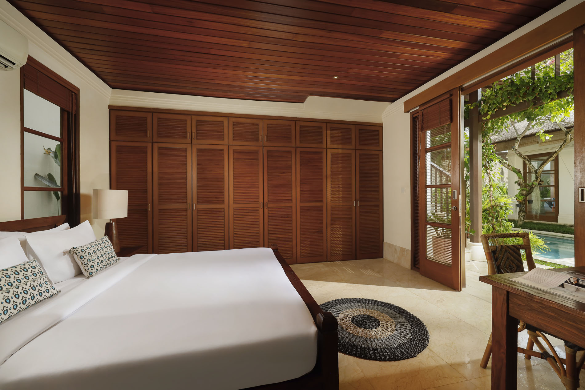 Villa Edward Jimbaran | 3-Bedroom Villa with Private Pool — image 9