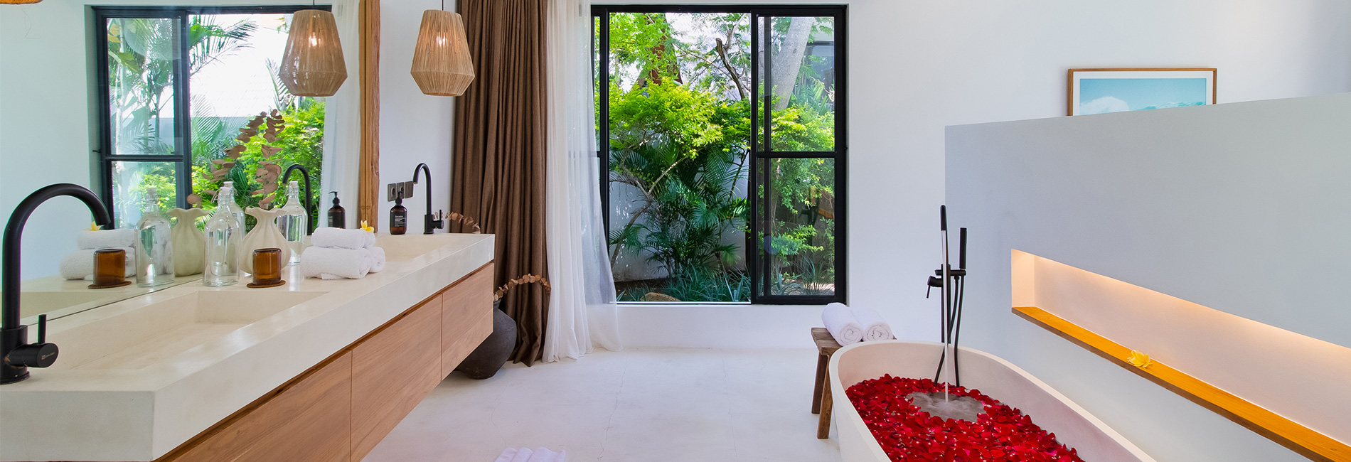 Villa Panas Sekali ~ Asia Holiday Retreats, Luxury Villas. Handpicked by Experts — image 14