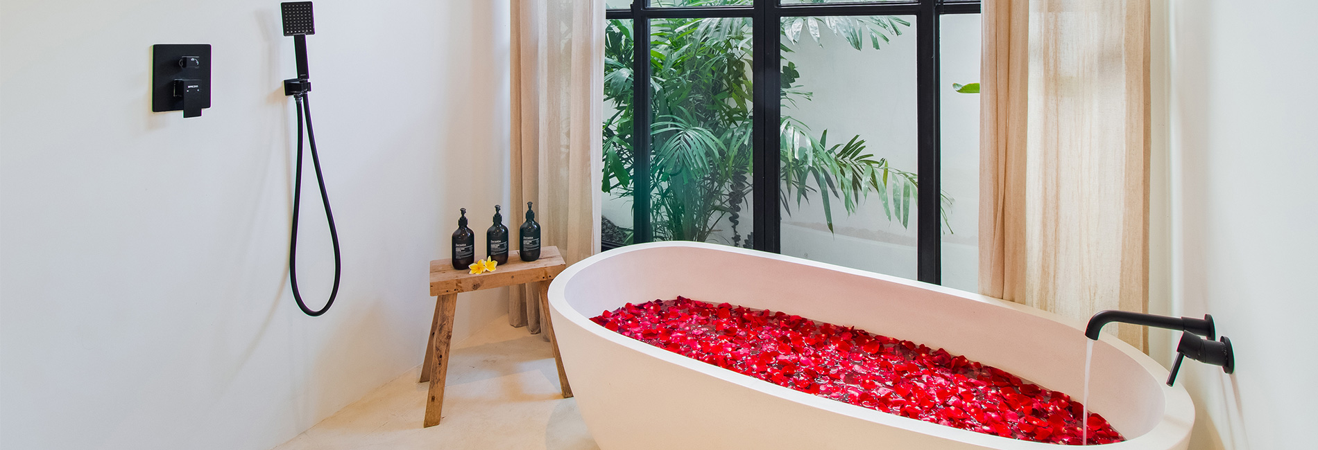 Villa Panas Sekali ~ Asia Holiday Retreats, Luxury Villas. Handpicked by Experts — image 7