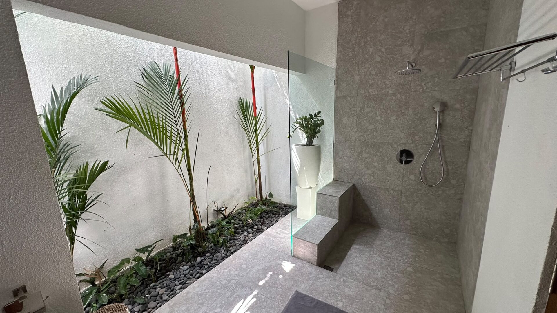 Brand-New 3 Bedroom Family Villa with Rice Field Views in Sanur — image 19