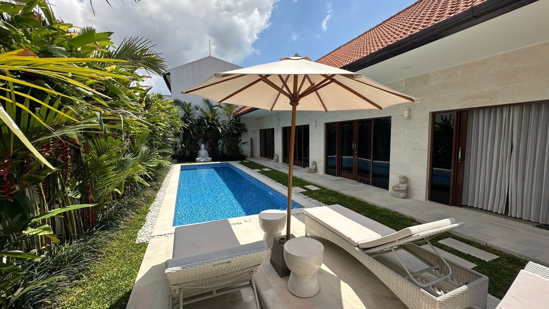 Brand-New 3 Bedroom Family Villa with Rice Field Views in Sanur — image 3