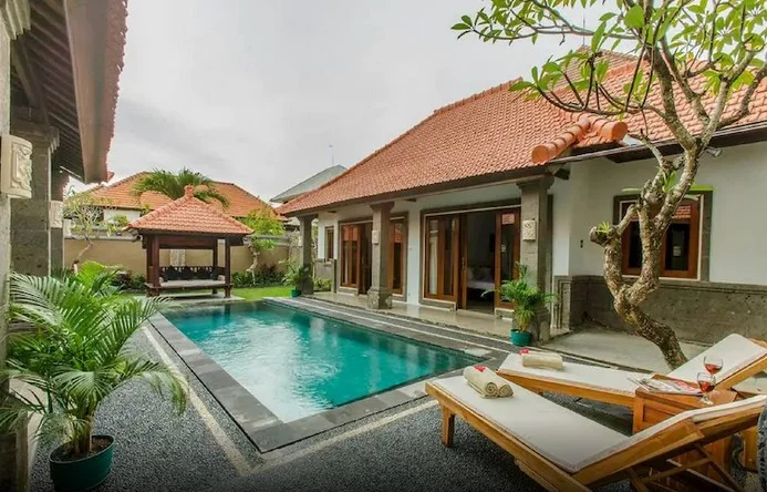 2BR Tropical Villa Near Seminyak Beach – Walk to Cafés & Sunset Spots — image 5