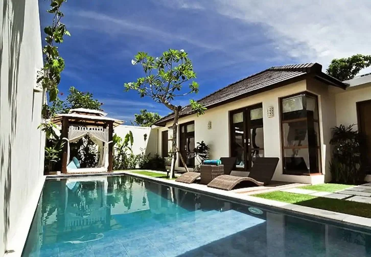 Hidden Oasis in Central Seminyak — Modern 4-Bedroom Designer Villa with Private Pool — image 4