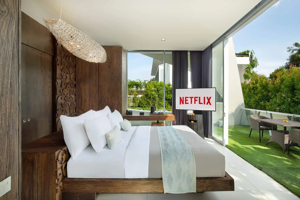 Seminyak Suite Double with Shared Pool, A Romantic Tropical Escape — image 3