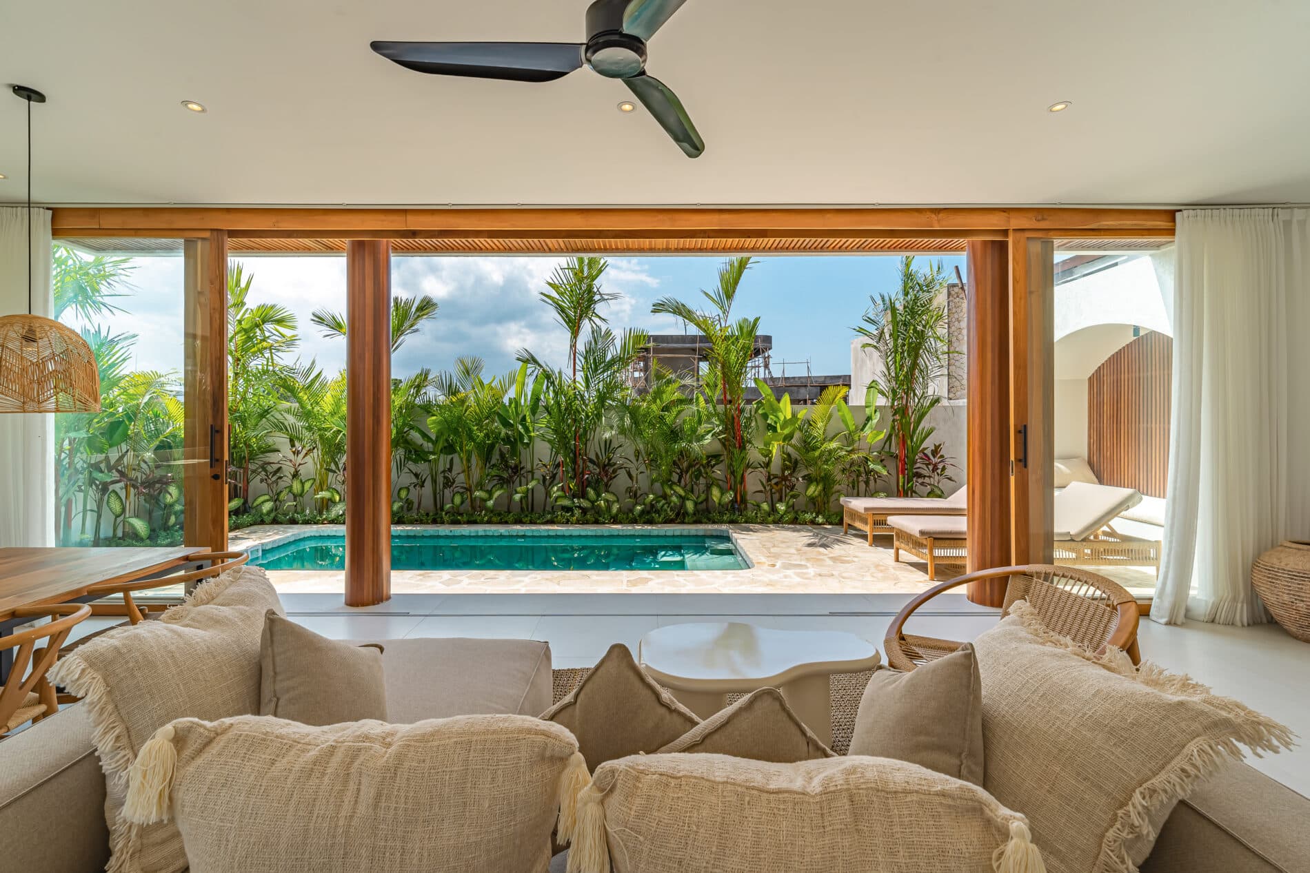 Luxury 2 Bedroom Spanish Mediterranean Villa Near Seseh Beach — image 2