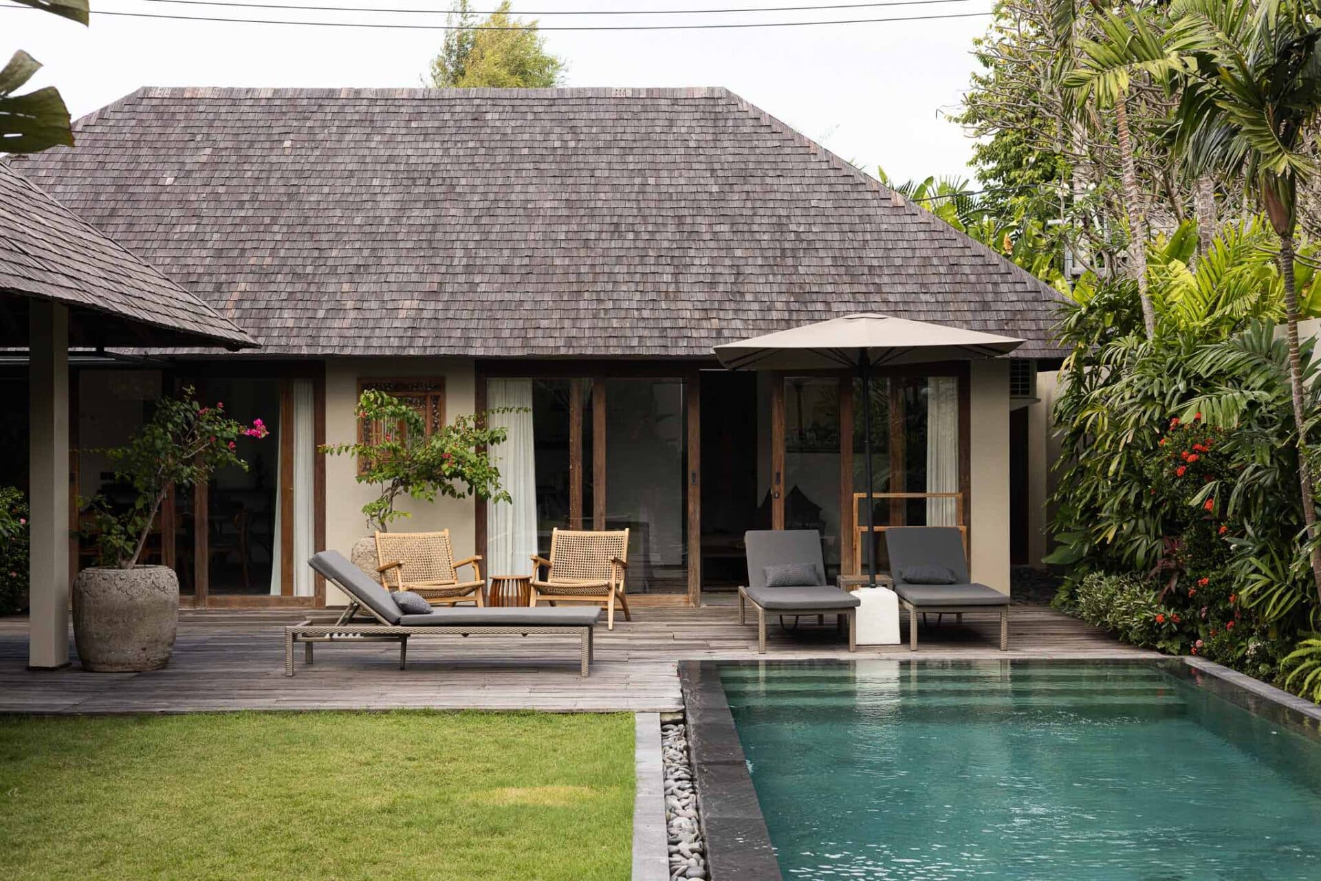Modern, Bali Tropical Villa – Central Umalas