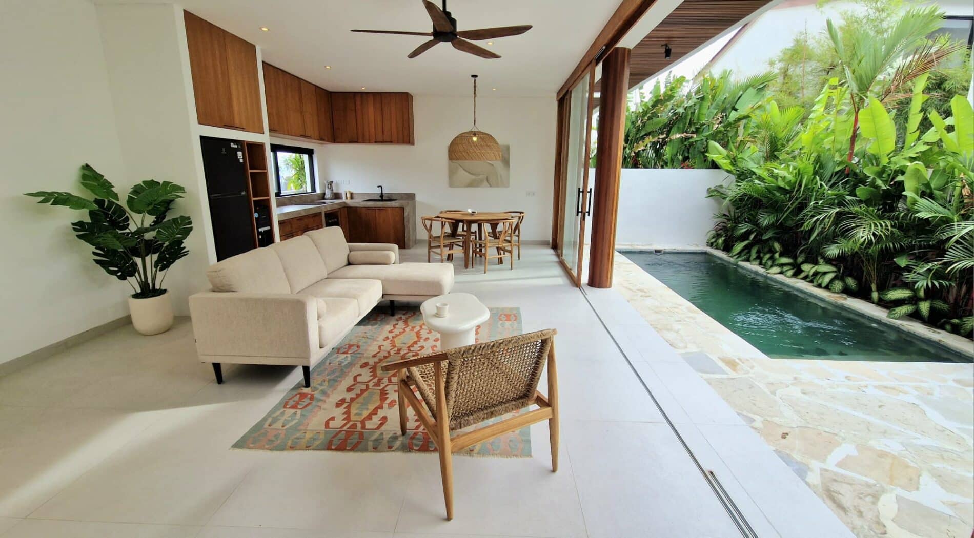 Luxury 2 Bedroom Spanish Mediterranean Villa Near Seseh Beach — image 4