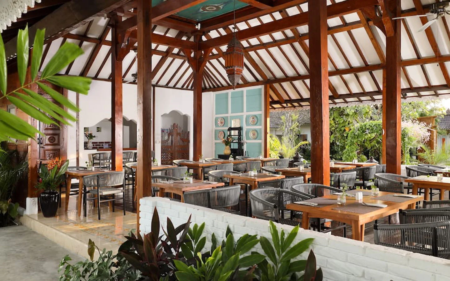 2BR Vintage Elegance Villa with Classic Ambiance in Sanur — image 3