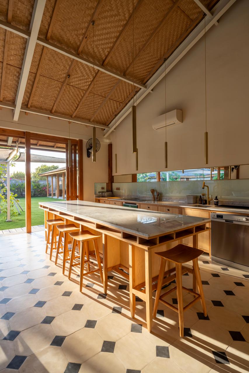 6 bedroom seaside villa in Seseh in Seseh / Cemagi — image 15