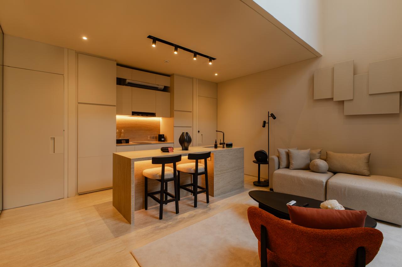 Modern 1-Bedroom Duplex Townhouse with Private Pool in Umalas — image 4