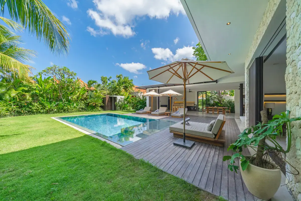 4 BR Contemporary Pool Retreat Canggu — 4BR Villa Rental in Pererenan — image 4