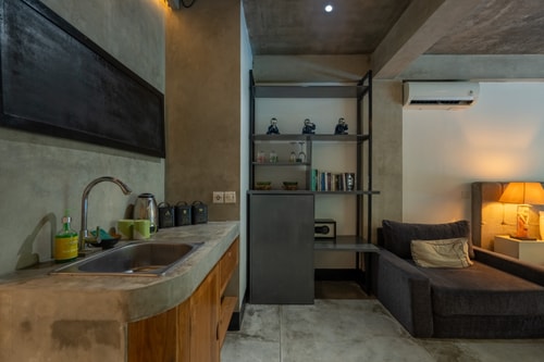 Seminyak Suite 1BR - Swimming Pool, Near Beach, Shops & Cafes - Seminyak, Bali — image 4