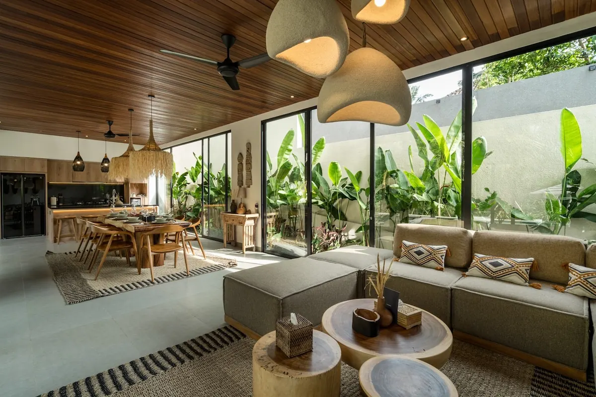 4 BR Tropical-Modern Jungle Retreat Ubud — 4BR Villa Rental in Ubud — image 8