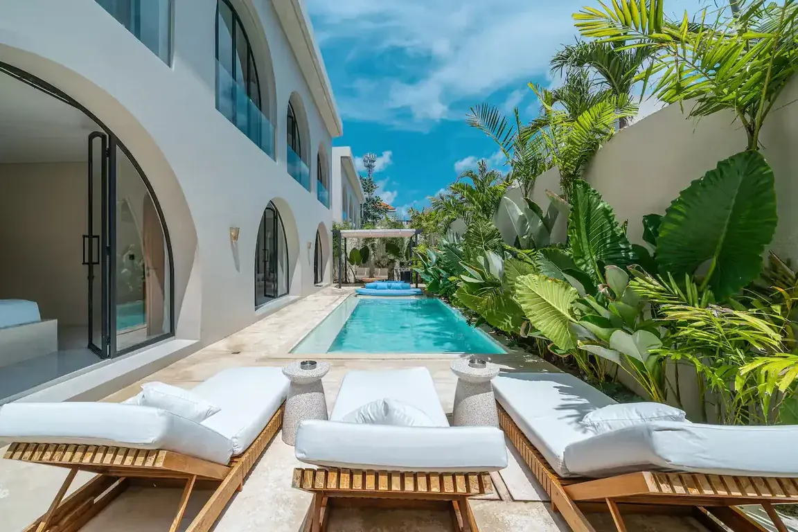 3 BR Beachfront Infinity-Pool Villa Uluwatu — 3BR Villa Rental in Uluwatu — image 17