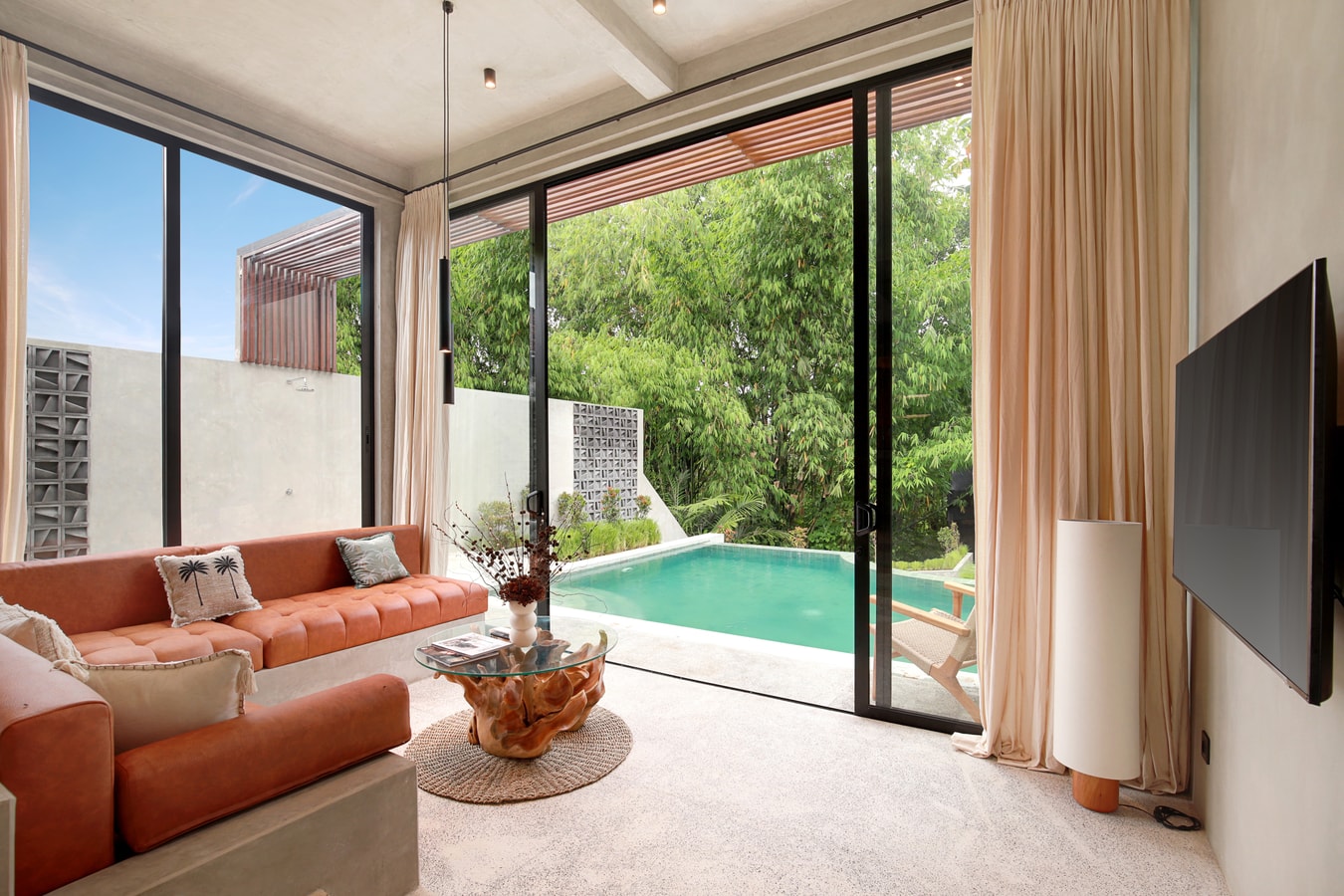 Stylish Central Ubud 2BR Villa – Private Pool in Ubud, Bali — image 5