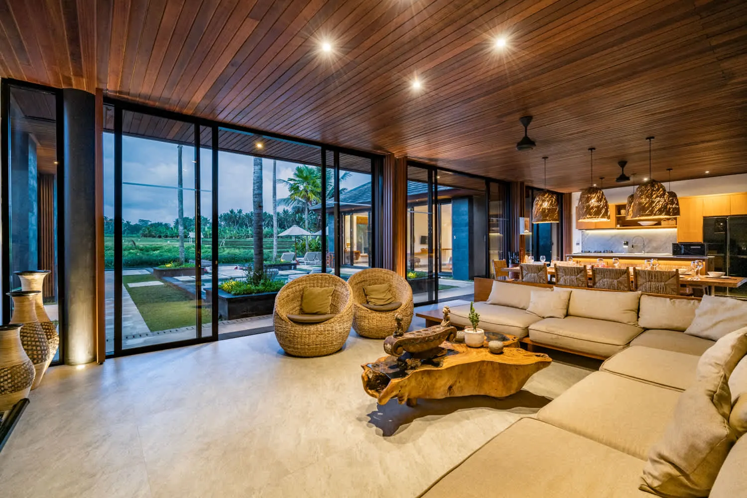 5 BR Rice-Field Courtyard Villa Ubud — 5BR Villa Rental in Ubud — image 8