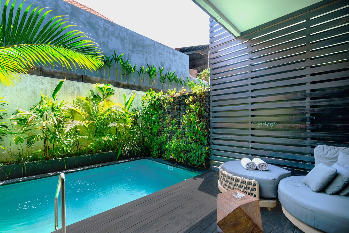 Beachtown Berawa 2BR Pool Villa | Near Cafe in Tibubeneng, Bali