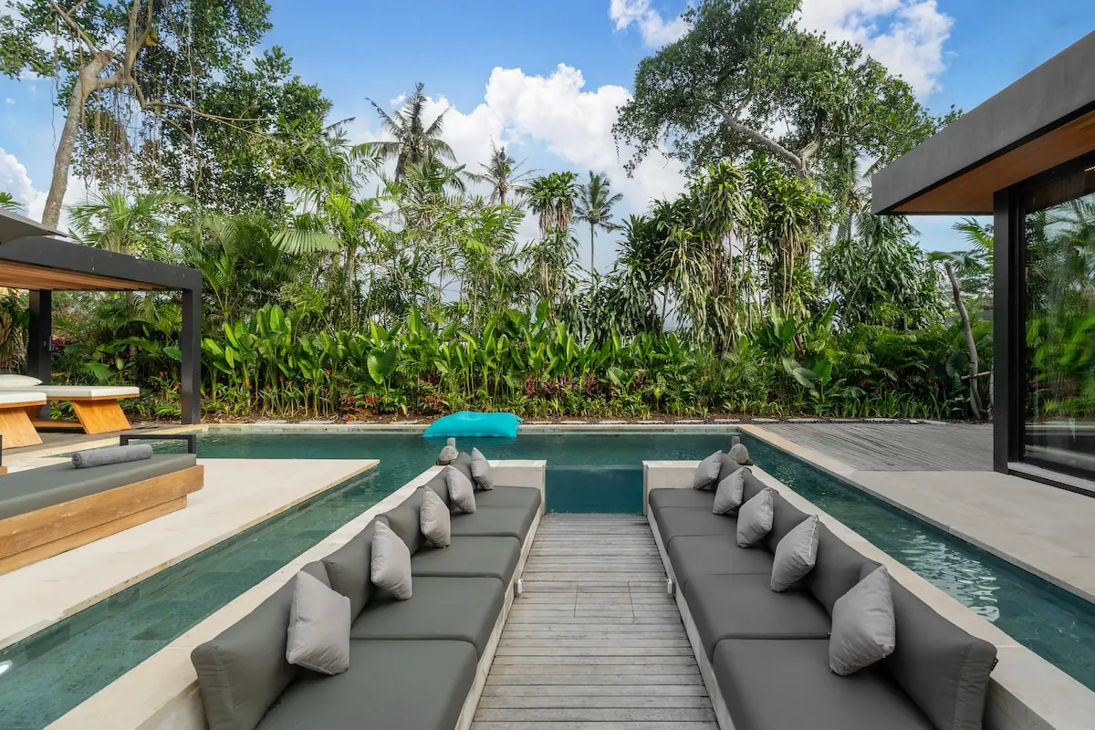 11 BR Tropical-Modern Rice-Field Estate Ubud — 11BR Estate Rental in Ubud — image 6