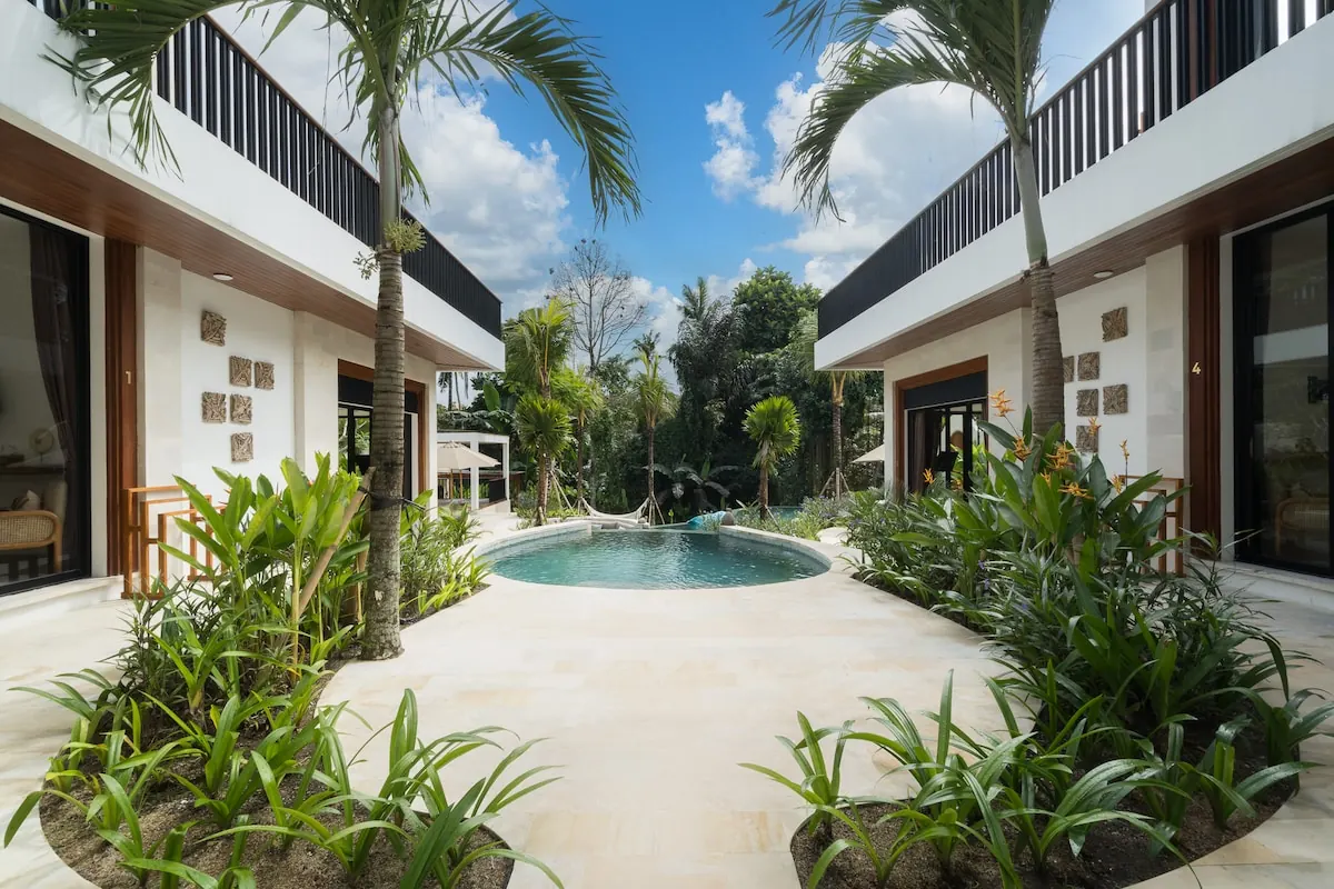 6 BR Tropical-Modern Infinity-Pool Villa Ubud — 6BR Villa Rental in Ubud — image 13