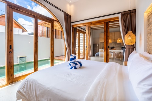 Chic 1BR Villa | Pool & Bathtub, Near Ubud Palace in Ubud, Bali — image 2