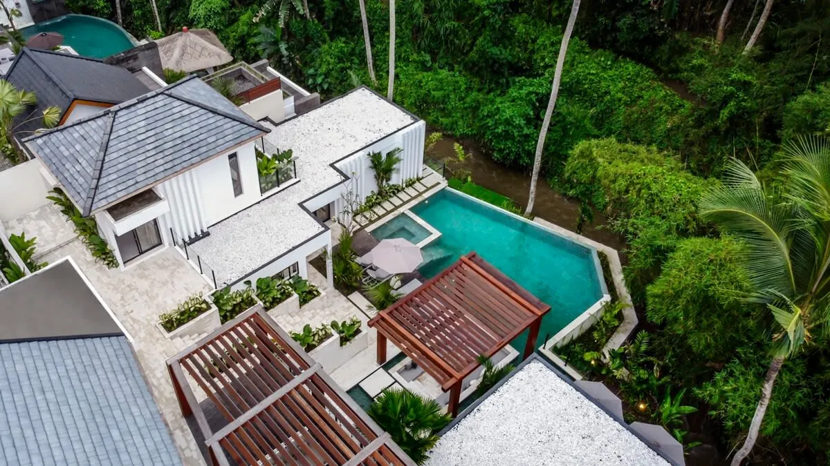 6 BR Riverside Infinity-Pool Villa Ubud — 6BR Villa Rental in Ubud — image 16