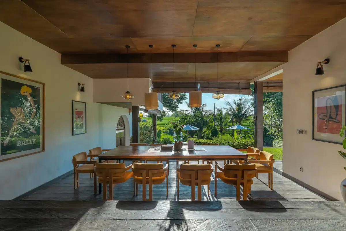 6 BR Tropical Garden Family Villa Canggu — 6BR Villa Rental in Canggu — image 17