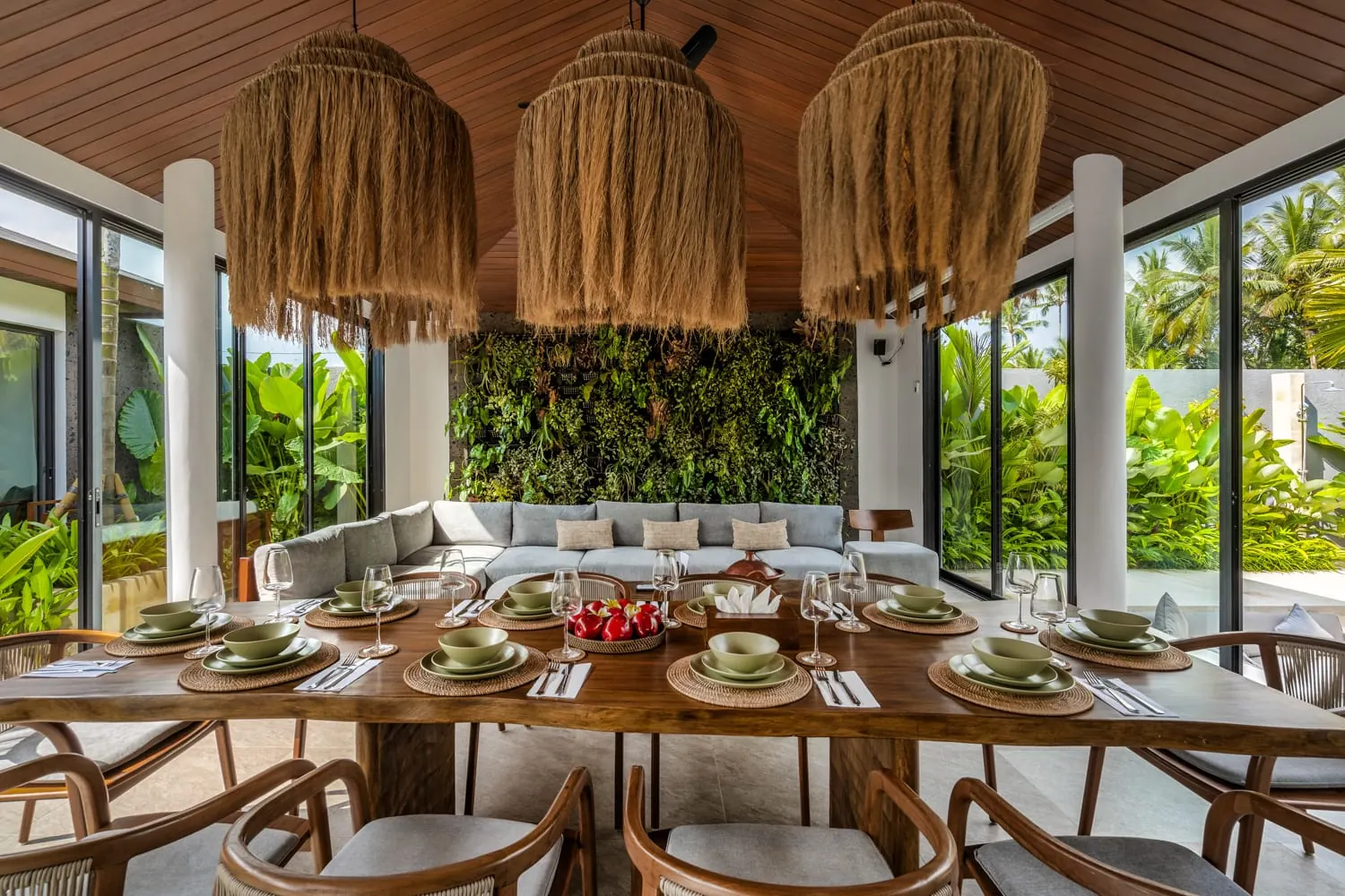5 BR Designer Courtyard Retreat Ubud — 5BR Villa Rental in Ubud — image 10