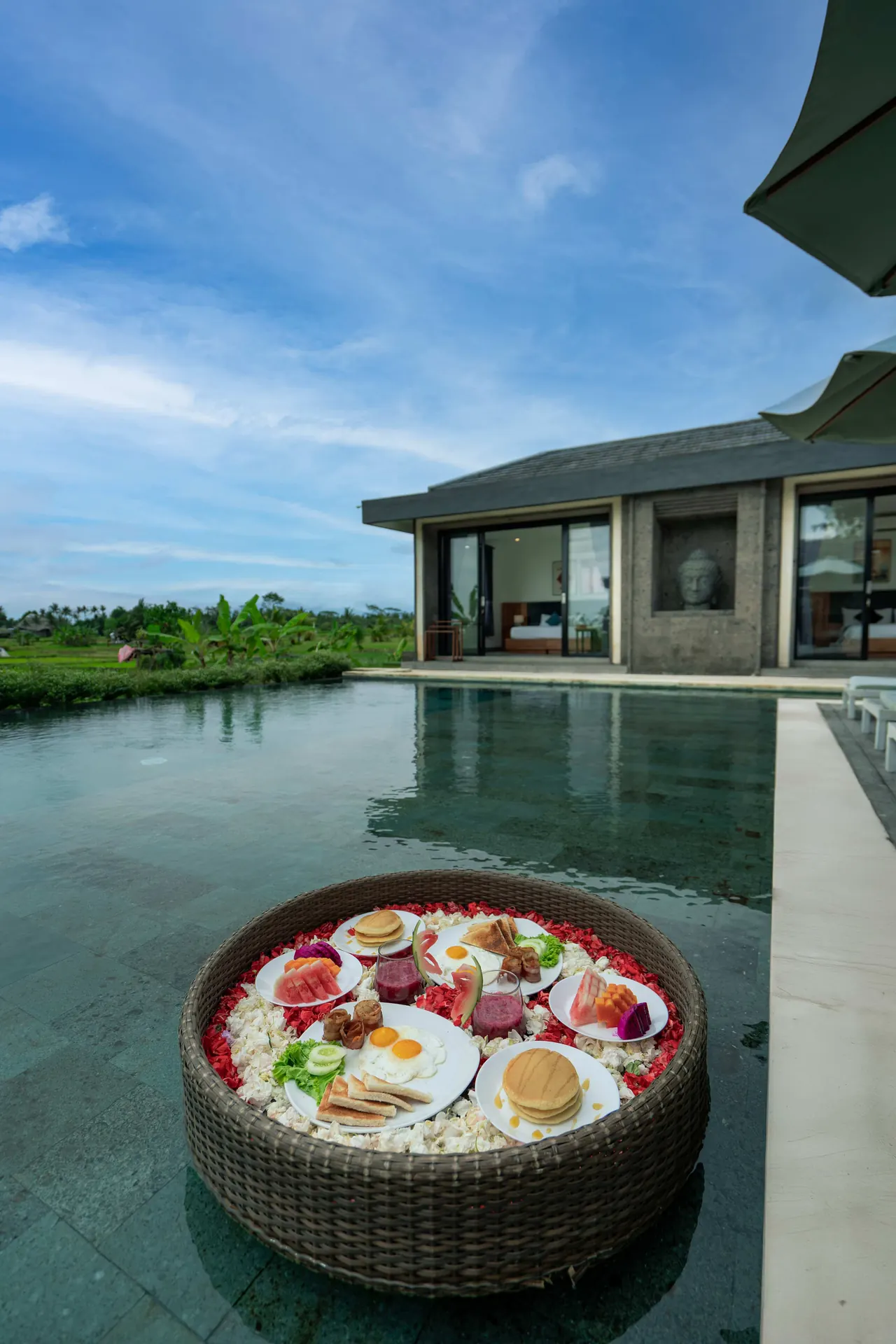 10 BR Rice-Field Infinity-Pool Estate Ubud — 10BR Estate Rental in Ubud — image 19