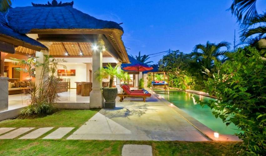 Seminyak Villa 3592 — image 2