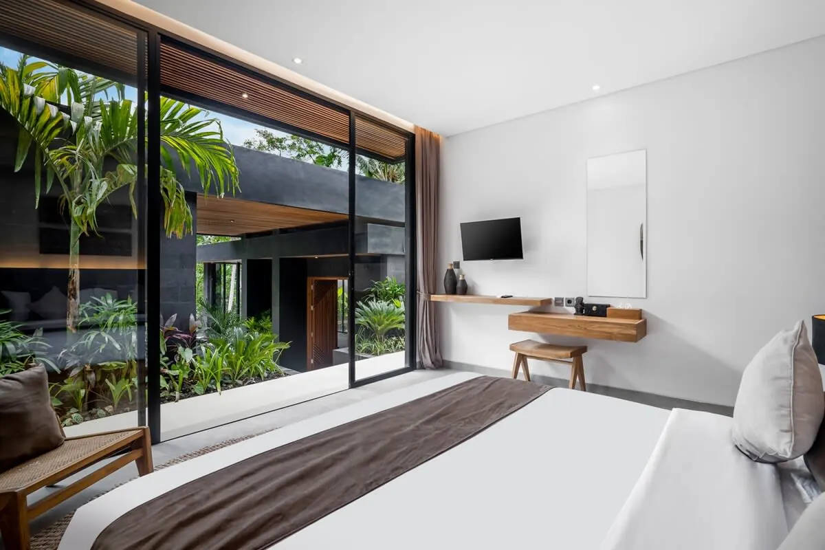 5 BR Jungle Infinity-Pool Villa Ubud — 5BR Villa Rental in Ubud — image 8
