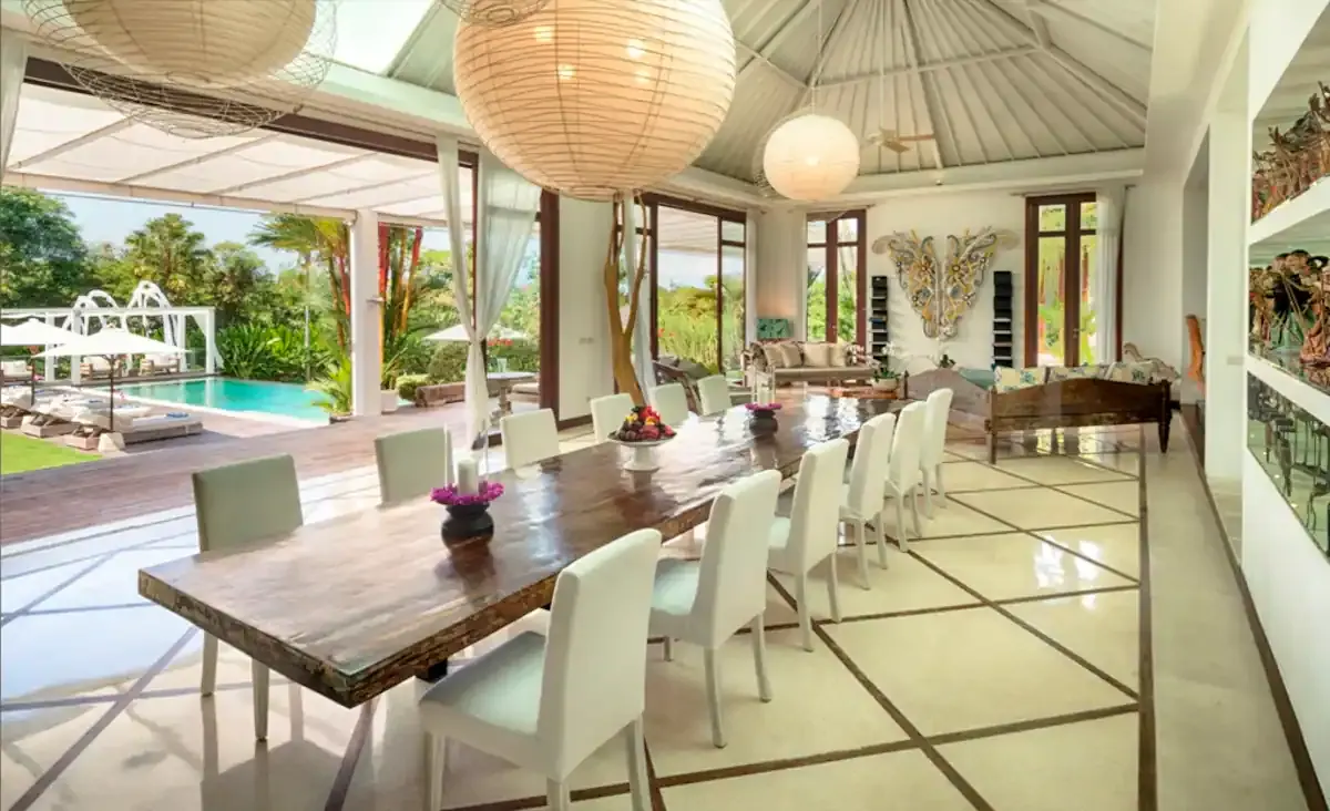 7 BR White Rice-Field Villa Canggu — 7BR Villa Rental in Canggu — image 13
