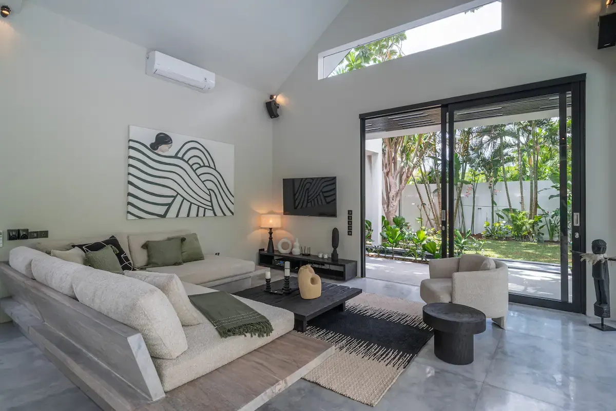 5 BR Rice-Field Pool Villa Canggu — 5BR Villa Rental in Canggu — image 13