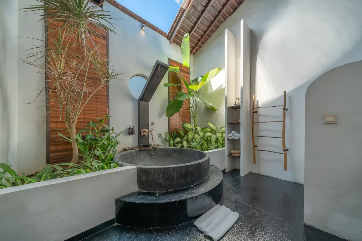 6 BR Private Pool Villa Canggu — 6BR Villa Rental in Canggu — image 1