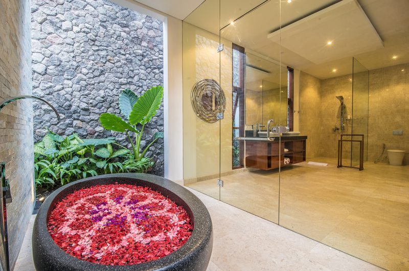 FREEDOM VILLA in Seminyak — image 1