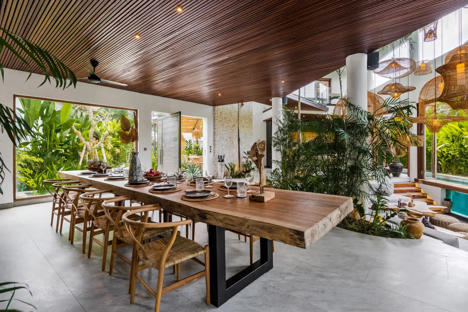 7 BR Tropical-Modern Infinity-Pool Villa Ubud — 7BR Villa Rental in Ubud — image 1
