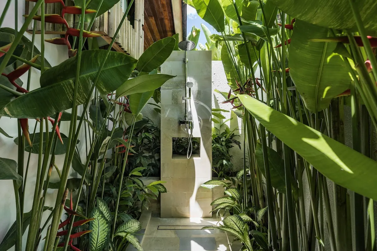 6 BR Tropical Garden Pavilion Villa Ubud — 6BR Villa Rental in Ubud — image 10