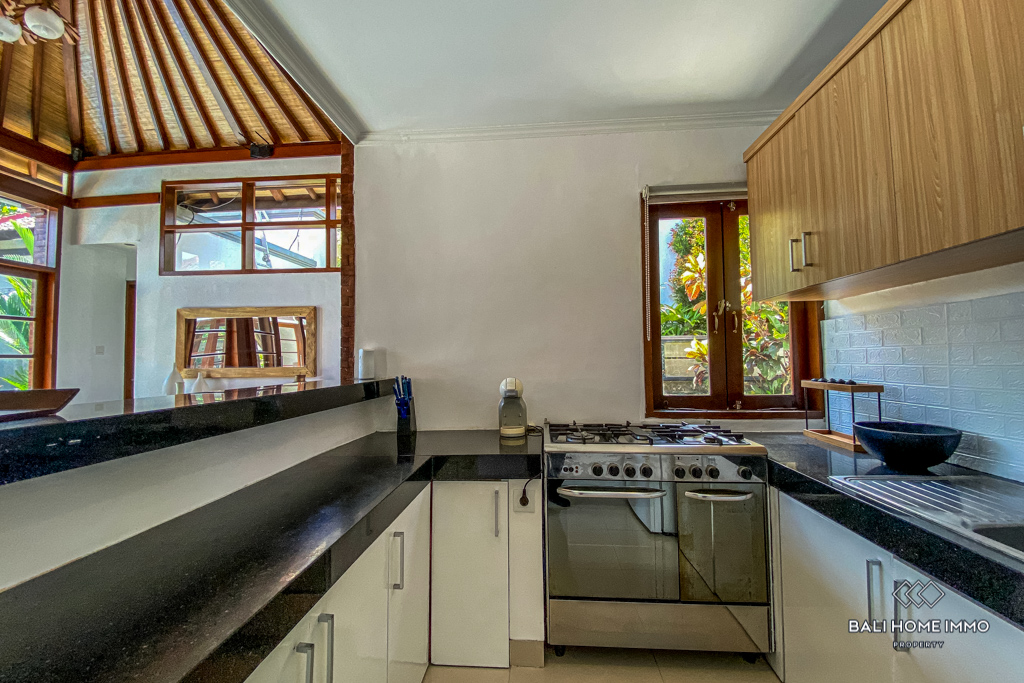 Beautiful 2 Bedroom Villa for monthly rental in Canggu Bali near Berawa — image 10