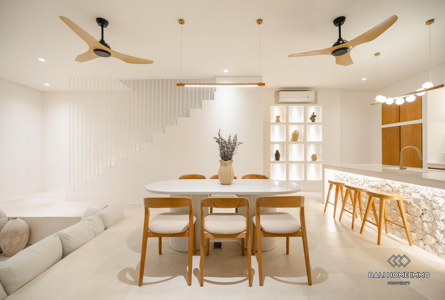 BEAUTIFUL 2 BEDROOMS VILLA FOR MONTHLY RENTAL IN ULUWATU - BINGIN — image 8