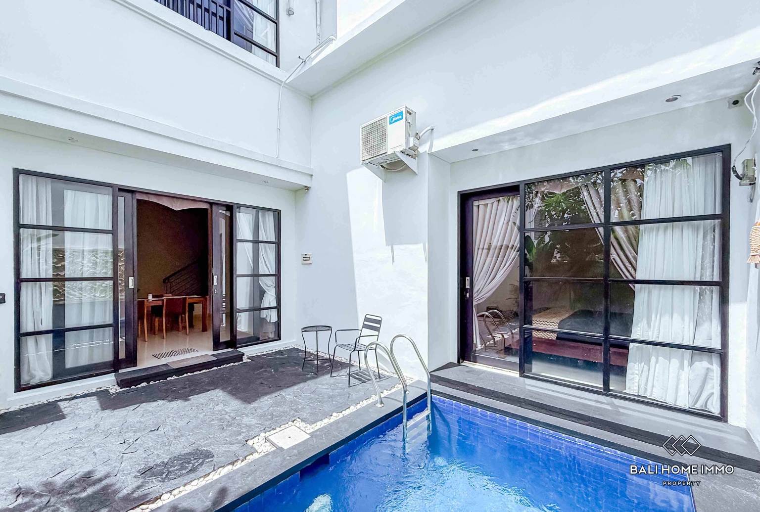 BEAUTIFUL 2 BEDROOMS VILLA FOR YEARLY & MONTHLY RENTAL IN BALI - UNGASAN