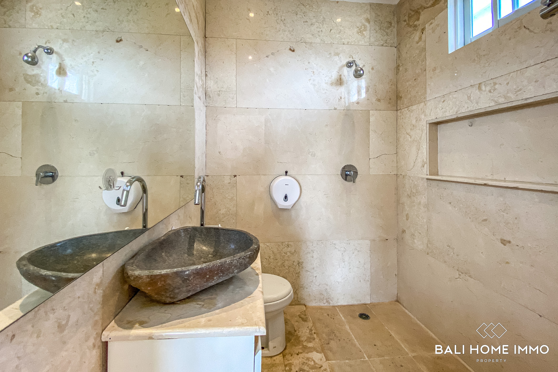 Beautiful 3 Bedroom villa for rental in Bali Canggu Berawa — image 14